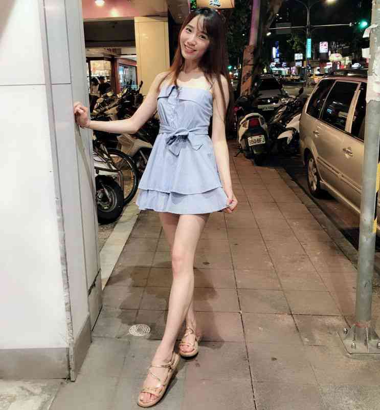 姦淫韦小宝的大小老婆